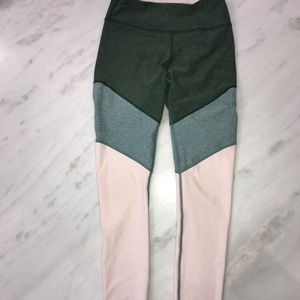 Outdoor Voices leggings